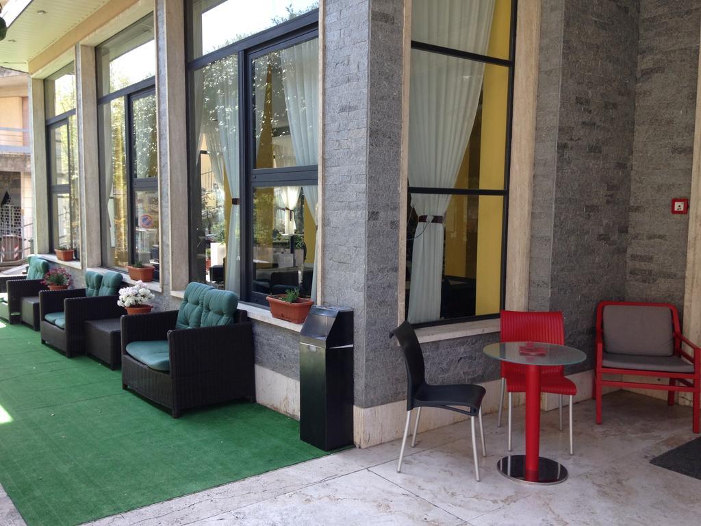 Hotel Mediterraneo Chianciano Terme Luaran gambar